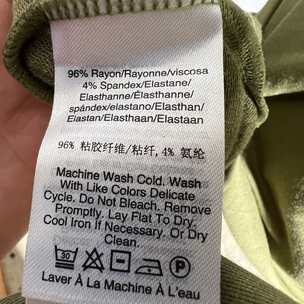 New DKNY column pure long sleeve dress in olive green retail $119 - Picture 4 of 5